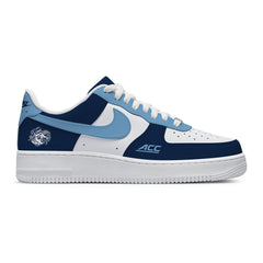 Individuell gestaltete Air-Style-Sneaker für das College in North Carolina